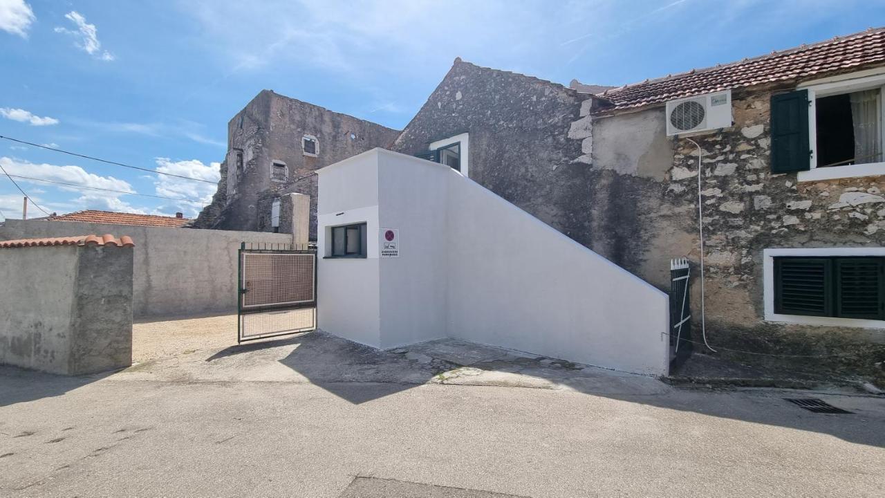 Back To The Future Villa Zadar Bagian luar foto