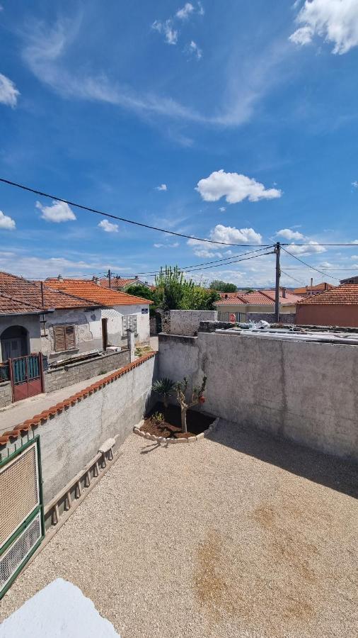 Back To The Future Villa Zadar Bagian luar foto